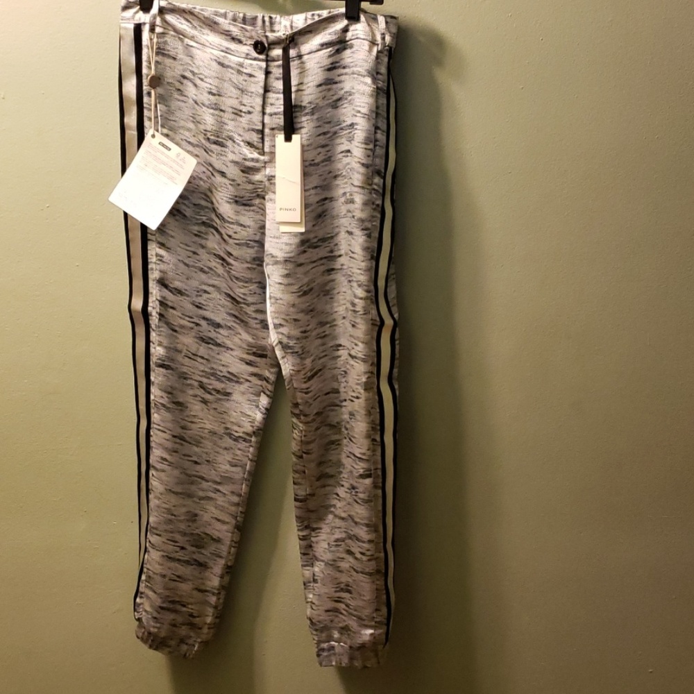 Dress joggers